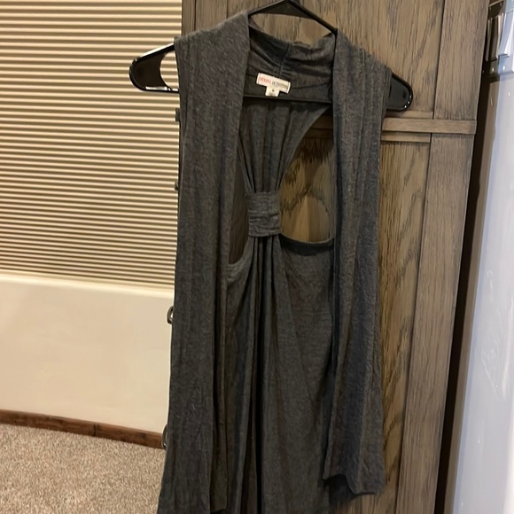 Tops - Gray cover up top, size Medium